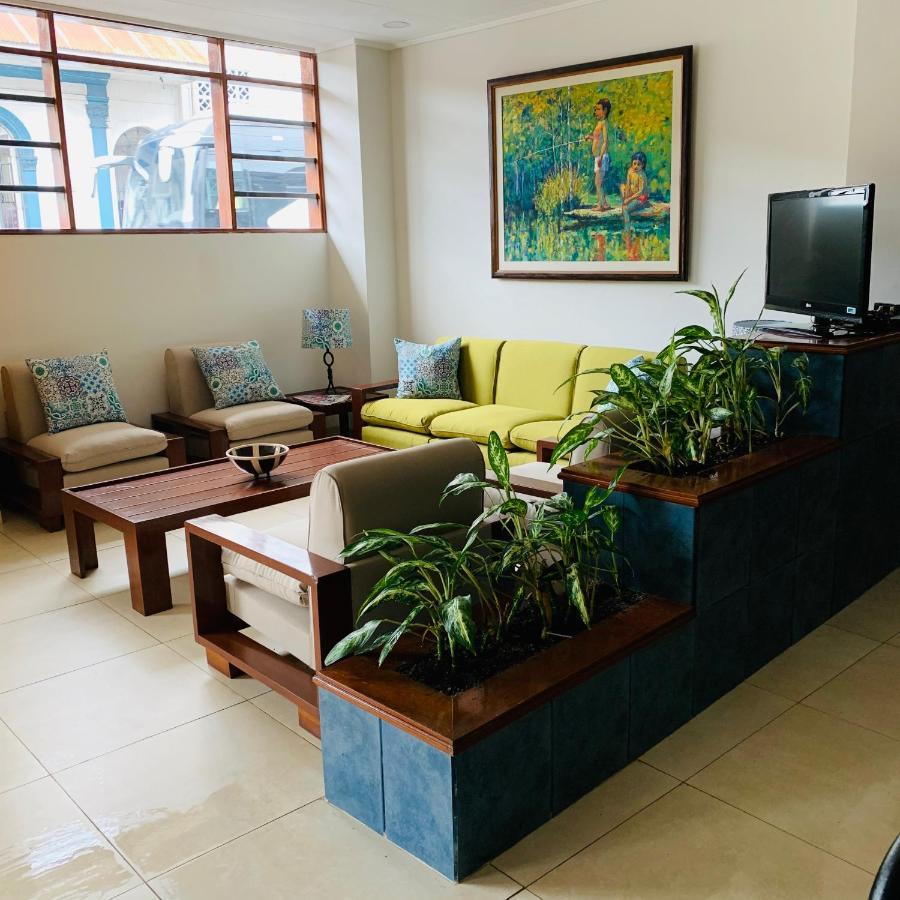 Hotel Acosta Iquitos Exteriér fotografie